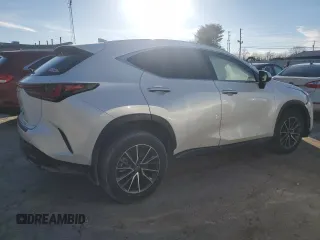 2024 Lexus NX 350h z VIN JTJAKCEZ4R2033931, wystawiony jako Copart lot #43448205 z przebiegiem Nie podano mil oraz Czysty tytuł • Clean title. Historia ofert i sprzedaży dostępna na DreamBid. Obrazek 3.