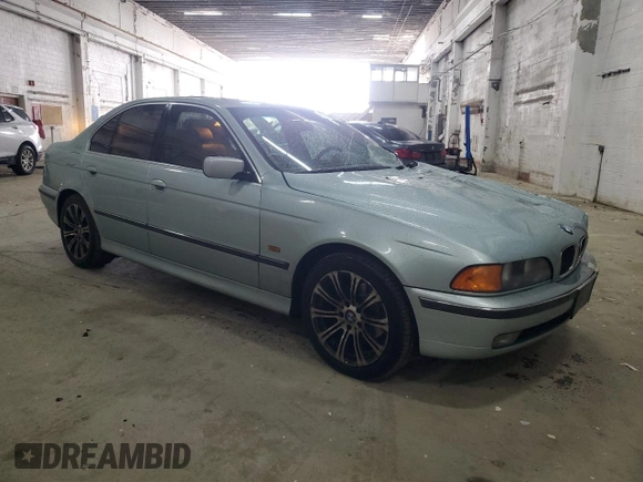 1998 BMW 5 Series 528iA with VIN WBADD6328WBW40098, listed as a Copart auction lot 52914675 with 249,562 mi miles and Salvage Title. Bid and sale history available at carsss.com. Image 4.
