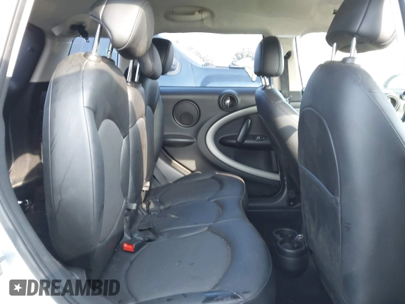 2015 MINI Countryman with VIN WMWZB3C56FWR43359, listed as a IAAI auction lot 40720320 with 69,898 mi miles and . Bid and sale history available at DreamBid. Image 8.