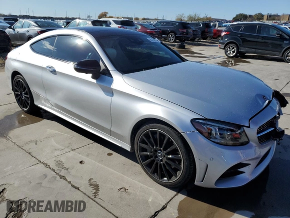 2020 Mercedes-Benz C 300 z VIN WDDWJ8EB2LF948388, wystawiony jako Copart lot #85160934 z przebiegiem 33 200 mil mil oraz Szkoda całkowita • Salvage title. Historia ofert i sprzedaży dostępna na DreamBid. Obrazek 4.