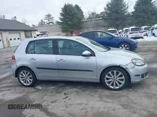 2013 Volkswagen Golf TDI z VIN WVWDM7AJ7DW137767, wystawiony jako IAAI lot #41548852 z przebiegiem 102 984 mil mil oraz . Historia ofert i sprzedaży dostępna na DreamBid. Obrazek 12.