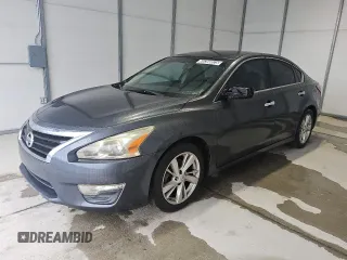 2013 Nissan Altima SV with VIN 1N4AL3AP7DC268269, listed as a Copart auction lot 65380025 with 142,376 mi miles and Clean title. Bid and sale history available at DreamBid. Image 1.