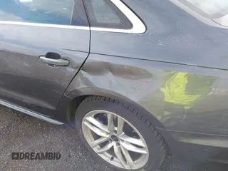 2022 Audi A4 S line Premium Plus z VIN WAUEAAF41NN015360, wystawiony jako IAAI lot #41320262 z przebiegiem 63 275 mil mil oraz . Historia ofert i sprzedaży dostępna na DreamBid. Obrazek 20.