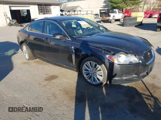 2011 Jaguar XF with VIN SAJWA0FB9BLS16173, listed as a IAAI auction lot 40839722 with 132,441 mi miles. Bid and sale history available at carsss.com. Image 1.