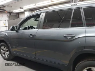 2019 Volkswagen Atlas SE с VIN 1V2DR2CA1KC591124, выставлен на аукционе IAAI как лот 42111572 с пробегом 40 430 миль миль и . История ставок и продаж доступна на DreamBid. Изображение 14.