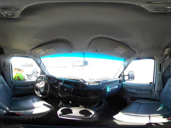 2013 Ford Econoline Cargo Commercial с VIN 1FTNE2EL7DDA63780, выставлен на аукционе IAAI как лот 42292669 с пробегом 277 085 миль миль и . История ставок и продаж доступна на DreamBid. Изображение 23.