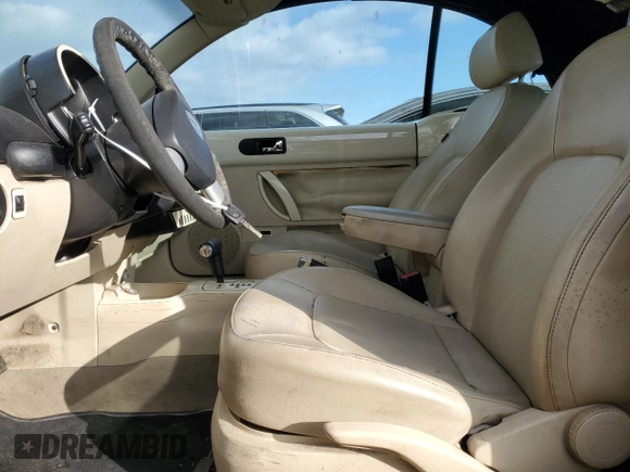 2007 Volkswagen Beetle with VIN 3VWRG31Y07M407278, listed as a Copart auction lot 89382965 with 162,266 mi miles and Salvage title. Bid and sale history available at DreamBid. Image 7.