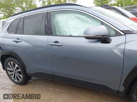 2023 Toyota Corolla Cross XLE с VIN 7MUDAAAG4PV062515, выставлен на аукционе IAAI как лот 42323389 с пробегом 30 092 миль миль и . История ставок и продаж доступна на DreamBid. Изображение 13.