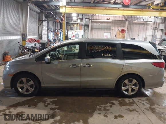 2020 Honda Odyssey EX-L with VIN 5FNRL6H76LB042228, listed as a IAAI auction lot 41535294 with 82,063 mi miles. Bid and sale history available at carsss.com. Image 15.