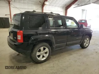 2014 Jeep Patriot Latitude z VIN 1C4NJRFB8ED647617, wystawiony jako Copart lot #53063505 z przebiegiem 139 132 mil mil oraz Szkoda całkowita • Salvage title. Historia ofert i sprzedaży dostępna na DreamBid. Obrazek 3.