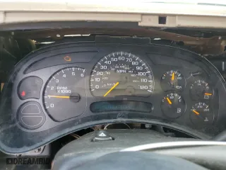 2005 Chevrolet Silverado 1500 LS with VIN 2GCEK13T551363305, listed as a Copart auction lot 45671335 with 179,592 mi miles and Non Repairable. Bid and sale history available at carsss.com. Image 9.