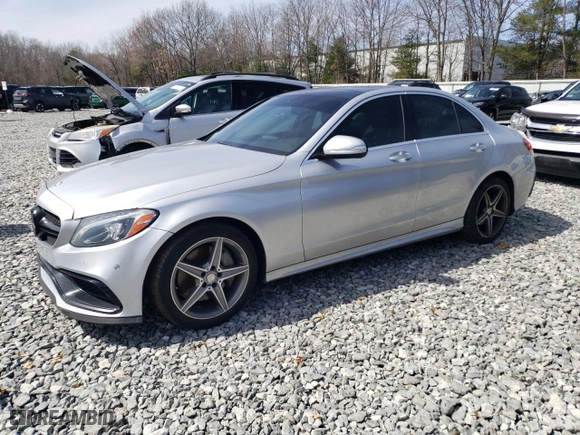 2015 Mercedes-Benz C-Class C 300 Luxury with VIN 55SWF4KB4FU089174, listed as a Copart auction lot 51465455 with 92,072 mi miles and Salvage Title. Bid and sale history available at carsss.com. Image 1.