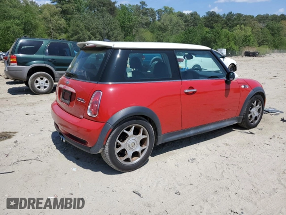 2005 MINI Hardtop S with VIN WMWRE33475TD92831, listed as a Copart auction lot 55299615 with 155,632 mi miles and Salvage title. Bid and sale history available at DreamBid. Image 3.