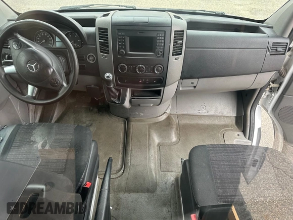2014 Mercedes-Benz Sprinter with VIN WD3BE7DC7E5894980, listed as a Copart auction lot 85545514 with 402,335 mi miles and Clean Title. Bid and sale history available at DreamBid. Image 9.