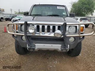 2008 Hummer H3 SUV with VIN 5GTEN13E388185025, listed as a Copart auction lot 51013145 with 138,184 mi miles and Salvage Title. Bid and sale history available at carsss.com. Image 5.