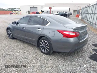 2016 Nissan Altima SR with VIN 1N4AL3AP6GC156602, listed as a IAAI auction lot 42205423 with 169,967 mi miles and . Bid and sale history available at DreamBid. Image 3.