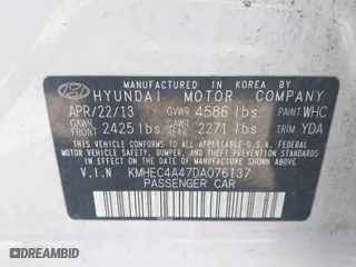 2013 Hyundai Sonata Hybrid Limited with VIN KMHEC4A47DA076137, listed as a IAAI auction lot 41677826 with 143,618 mi miles. Bid and sale history available at carsss.com. Image 9.
