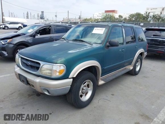 1999 Ford Explorer XLT z VIN 1FMZU32E7XZA43211, wystawiony jako IAAI lot #42162142 z przebiegiem 200 469 mil mil oraz . Historia ofert i sprzedaży dostępna na DreamBid. Obrazek 2.