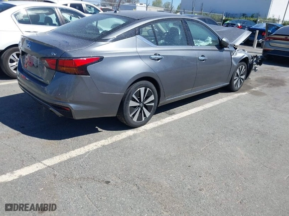 2020 Nissan Altima 2.5 SV with VIN 1N4BL4DV4LC167077, listed as a IAAI auction lot 41863717 with 107,391 mi miles. Bid and sale history available at carsss.com. Image 4.