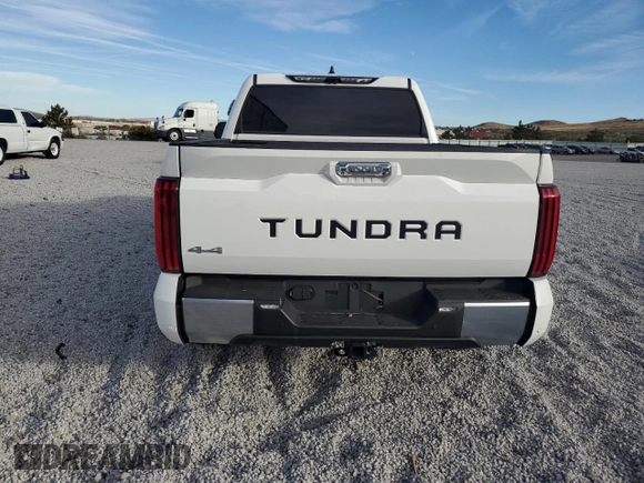 2022 Toyota Tundra Limited z VIN 5TFJA5DB2NX021229, wystawiony jako Copart lot #75503534 z przebiegiem Nie podano mil oraz Szkoda całkowita • Salvage title. Historia ofert i sprzedaży dostępna na DreamBid. Obrazek 6.