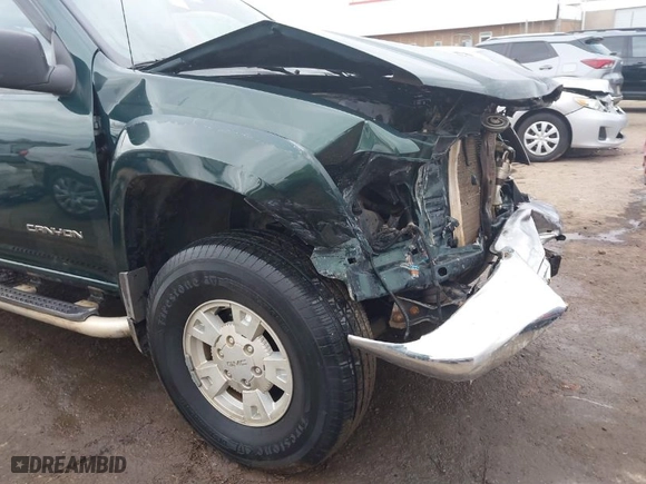 2005 GMC Canyon 1SB SLE Z85 with VIN 1GTDT136958255995, listed as a IAAI auction lot 41519337 with 201,249 mi miles. Bid and sale history available at carsss.com. Image 6.