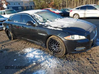 2012 Jaguar XJ XJL z VIN SAJWA2GB0CLV25378, wystawiony jako IAAI lot #42251924 z przebiegiem 90 582 mil mil oraz . Historia ofert i sprzedaży dostępna na DreamBid. Obrazek 1.