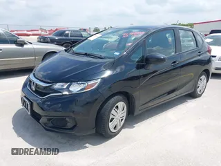 2020 Honda Fit LX z VIN 3HGGK5H45LM733449, wystawiony jako IAAI lot #42388666 z przebiegiem 28 064 mil mil oraz . Historia ofert i sprzedaży dostępna na DreamBid. Obrazek 2.