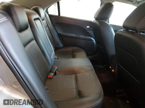 2009 Mercury Milan Premier with VIN 3MEHM02159R619380, listed as a Copart auction lot 70838384 with 172,203 mi miles and Salvage title. Bid and sale history available at DreamBid. Image 10.