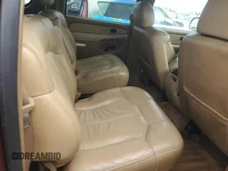 2000 Chevrolet Suburban LT with VIN 3GNFK16T3YG122555, listed as a Copart auction lot 76624964 with 193,236 mi miles and Non Repairable. Bid and sale history available at carsss.com. Image 11.