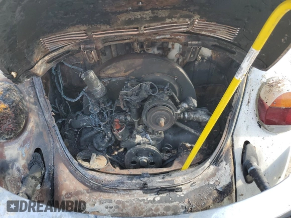 1976 Volkswagen Beetle с VIN 1562125991, выставлен на аукционе Copart как лот 54744575 с пробегом Не указан миль и На запчасти • Non repairable. История ставок и продаж доступна на DreamBid. Изображение 11.