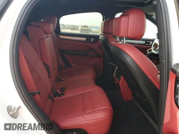2023 Porsche Cayenne z VIN WP1BA2AY6PDA27193, wystawiony jako Copart lot #74930444 z przebiegiem 13 543 mil mil oraz Nie do naprawy • Non repairable. Historia ofert i sprzedaży dostępna na DreamBid. Obrazek 11.