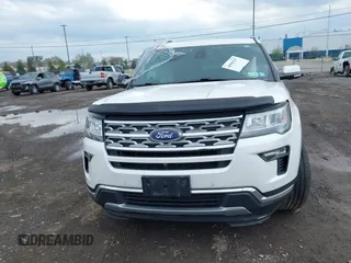 2018 Ford Explorer Limited with VIN 1FM5K8FH0JGC82723, listed as a IAAI auction lot 41983537 with 101,487 mi miles and . Bid and sale history available at carsss.com. Image 13.