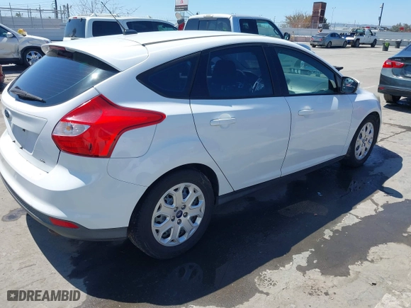 2012 Ford Focus SE with VIN 1FAHP3K2XCL120265, listed as a IAAI auction lot 42003627 with 1 mi miles. Bid and sale history available at carsss.com. Image 4.