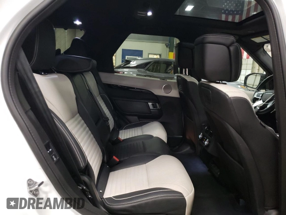 2023 Land Rover Discovery with VIN SALRT2EX6P2473537, listed as a Copart auction lot 84108644 with 32,251 mi miles and Non Repairable. Bid and sale history available at DreamBid. Image 11.