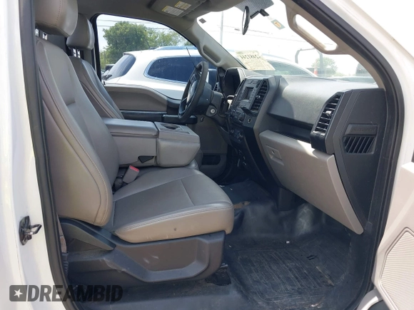 2017 Ford F-150 XL с VIN 1FTMF1C88HFA30489, выставлен на аукционе IAAI как лот 42481244 с пробегом 225 026 миль миль и . История ставок и продаж доступна на DreamBid. Изображение 5.