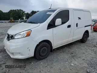 2018 Nissan NV200 SV z VIN 3N6CM0KN3JK695401, wystawiony jako Copart lot #58564645 z przebiegiem 95 919 mil mil oraz Tytuł czysty. Historia ofert i sprzedaży dostępna na DreamBid. Obrazek 1.