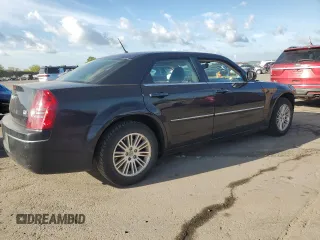 2008 Chrysler 300 Touring with VIN 2C3LA53G18H118599, listed as a Copart auction lot 54828895 with 81,263 mi miles and Salvage Title. Bid and sale history available at carsss.com. Image 3.