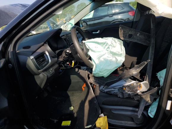 2020 Kia Rio LX with VIN 3KPA24AD3LE353125, listed as a Copart auction lot 60308394 with 35,863 mi miles and Salvage Title. Bid and sale history available at DreamBid. Image 7.