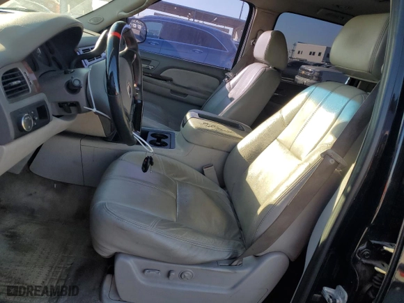 2007 Chevrolet Suburban LS with VIN 3GNFC16097G131388, listed as a Copart auction lot 82966264 with 239,841 mi miles and Salvage Title. Bid and sale history available at carsss.com. Image 7.
