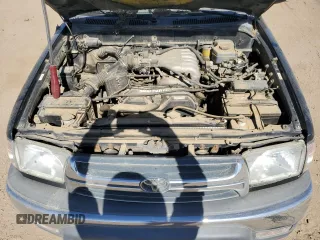 2002 Toyota 4Runner SR5 z VIN JT3GN86R920252356, wystawiony jako Copart lot #68425944 z przebiegiem 290 149 mil mil oraz Czysty tytuł • Clean title. Historia ofert i sprzedaży dostępna na DreamBid. Obrazek 12.
