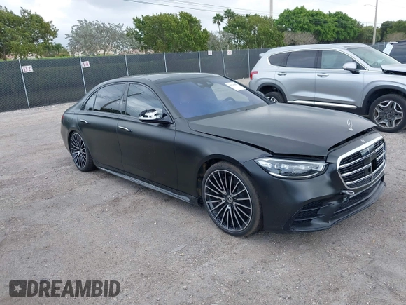 2022 Mercedes-Benz S 500 with VIN W1K6G6DB0NA148354, listed as a IAAI auction lot 41724082 with 34,116 mi miles and . Bid and sale history available at DreamBid. Image 1.