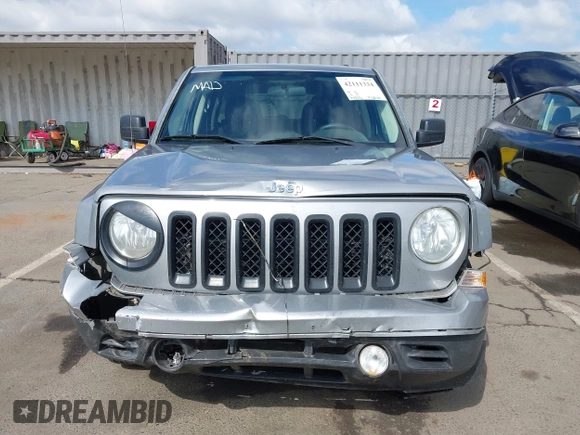 2015 Jeep Patriot Sport with VIN 1C4NJRBB1FD269387, listed as a IAAI auction lot 42111334 with 175,512 mi miles and . Bid and sale history available at carsss.com. Image 12.