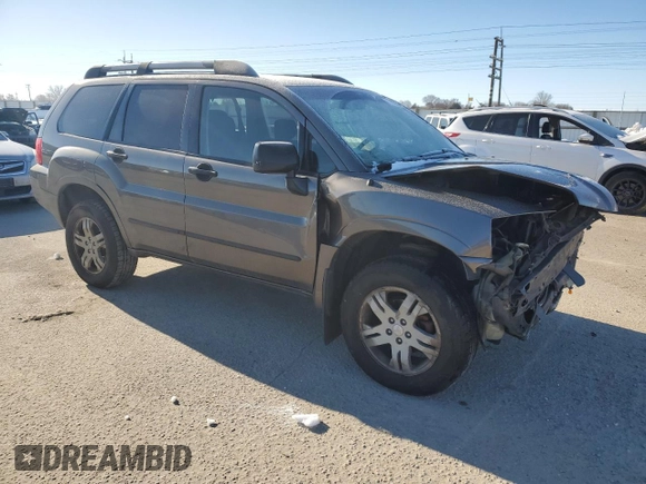 2004 Mitsubishi Endeavor LS with VIN 4A4MN21S34E061035, listed as a Copart auction lot 43833575 with 206,711 mi miles and Salvage Title. Bid and sale history available at carsss.com. Image 4.