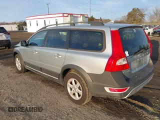 2009 Volvo XC70 3.2L z VIN YV4BZ982491062806, wystawiony jako IAAI lot #41367014 z przebiegiem Nie podano mil oraz . Historia ofert i sprzedaży dostępna na DreamBid. Obrazek 3.
