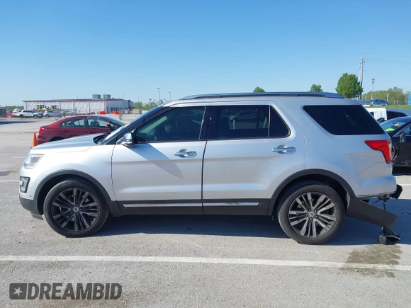 2016 Ford Explorer Platinum with VIN 1FM5K8HT8GGA75927, listed as a IAAI auction lot 42070295 with 135,093 mi miles and . Bid and sale history available at DreamBid. Image 14.