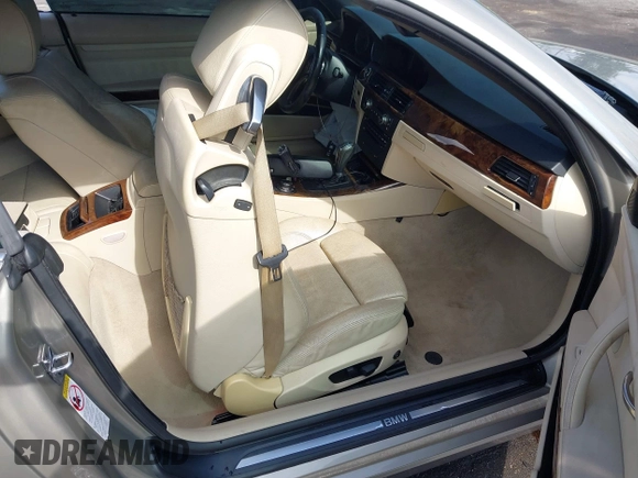 2008 BMW 3 Series 335i z VIN WBAWL73588PX53776, wystawiony jako IAAI lot #42653626 z przebiegiem 128 482 mil mil oraz . Historia ofert i sprzedaży dostępna na DreamBid. Obrazek 5.