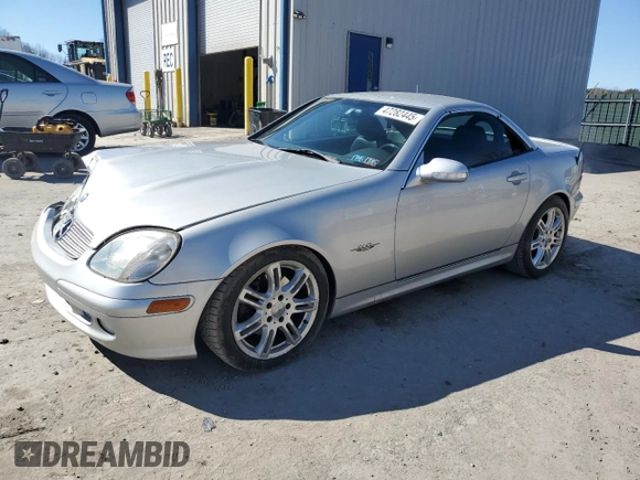 2004 Mercedes-Benz SLK-Class with VIN WDBKK65F74F300543, listed as a Copart auction lot 47282445 with 66,522 mi miles and Salvage Title. Bid and sale history available at carsss.com. Image 1.