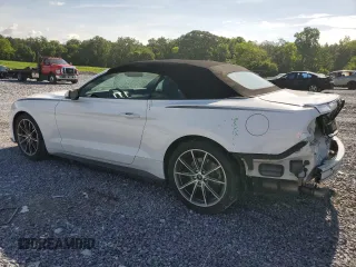 2019 Ford Mustang EcoBoost z VIN 1FATP8UH4K5159932, wystawiony jako Copart lot #61197205 z przebiegiem 72 249 mil mil oraz Szkoda całkowita • Salvage title. Historia ofert i sprzedaży dostępna na DreamBid. Obrazek 2.