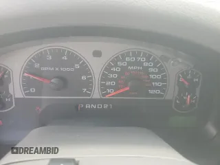 2008 Ford F-150 XL с VIN 1FTPX12V78FA68233, выставлен на аукционе Copart как лот 62430785 с пробегом 266 104 миль миль и Чистый • Clean title. История ставок и продаж доступна на DreamBid. Изображение 9.