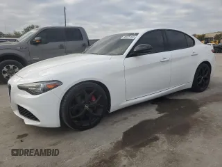 2019 Alfa Romeo Giulia Sport with VIN ZARFAMAN1K7619490, listed as a Copart auction lot 86025104 with 35,267 mi miles and Clean Title. Bid and sale history available at carsss.com. Image 1.